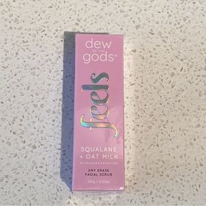 NEW Dew of the gods feels microderm face scrub